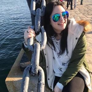 Meet your Posher, Gina